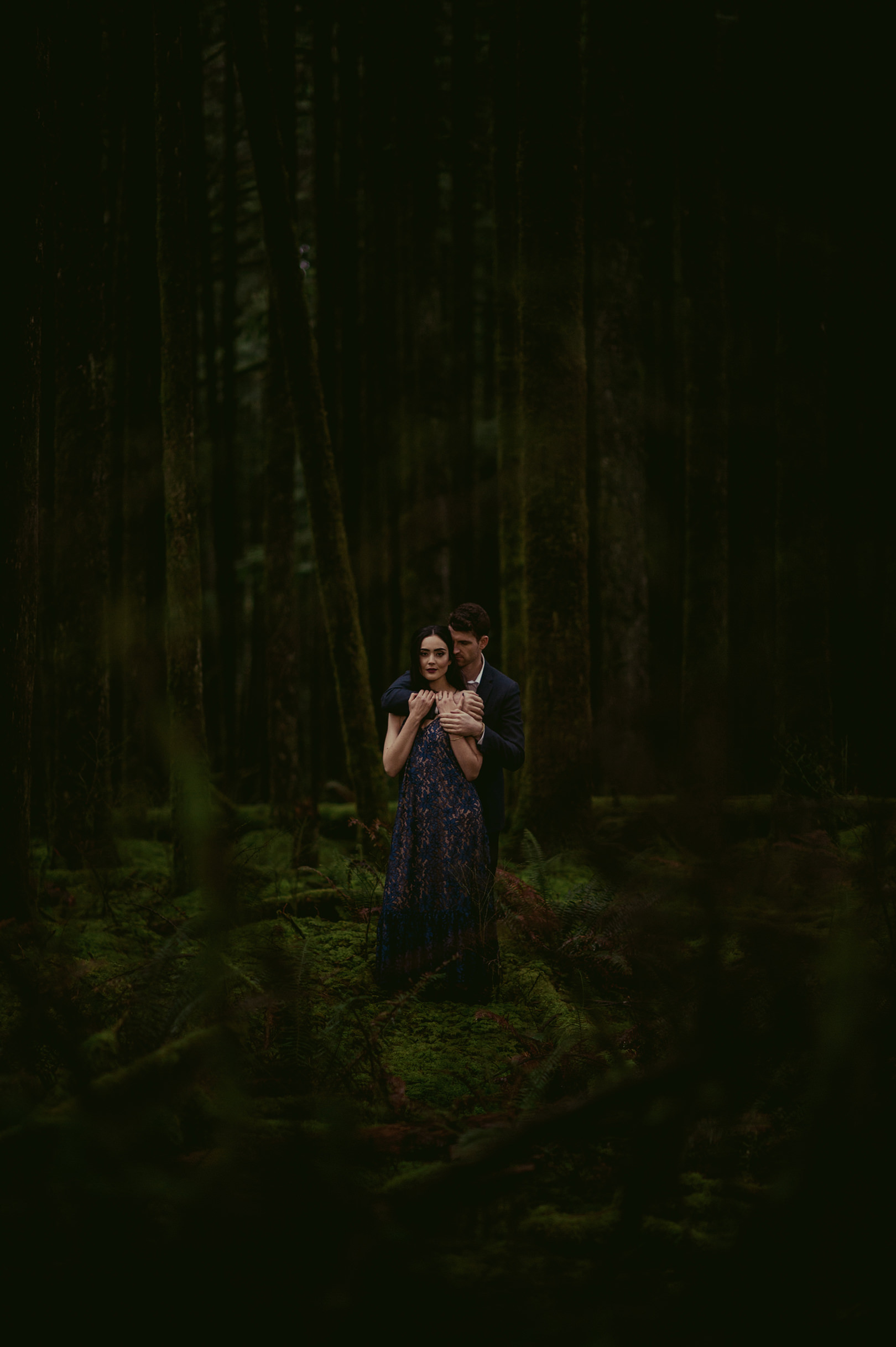 Creative pacific northwest engagement photography by Dallas and Sabrina