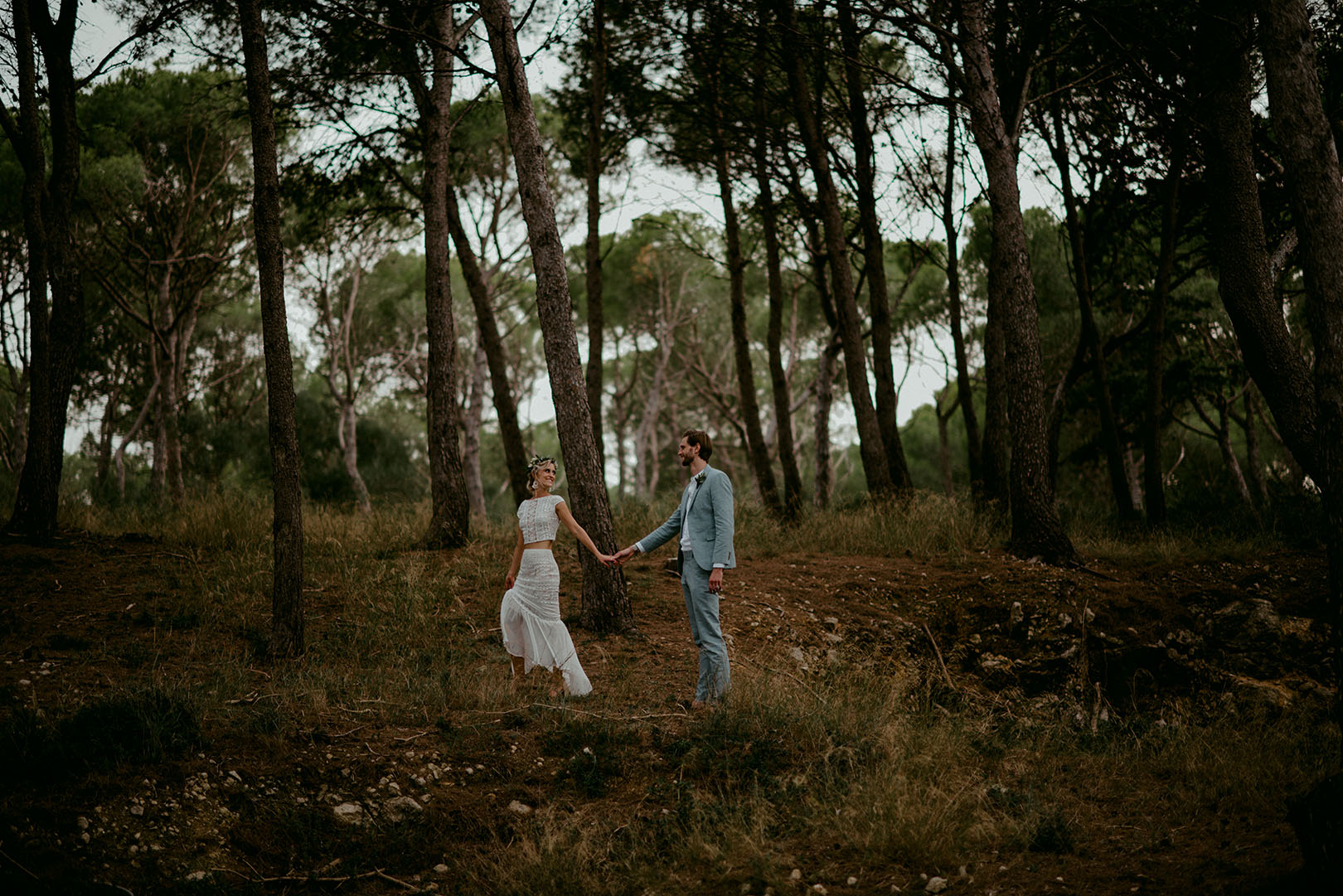 candid-barcelona-wedding-photo