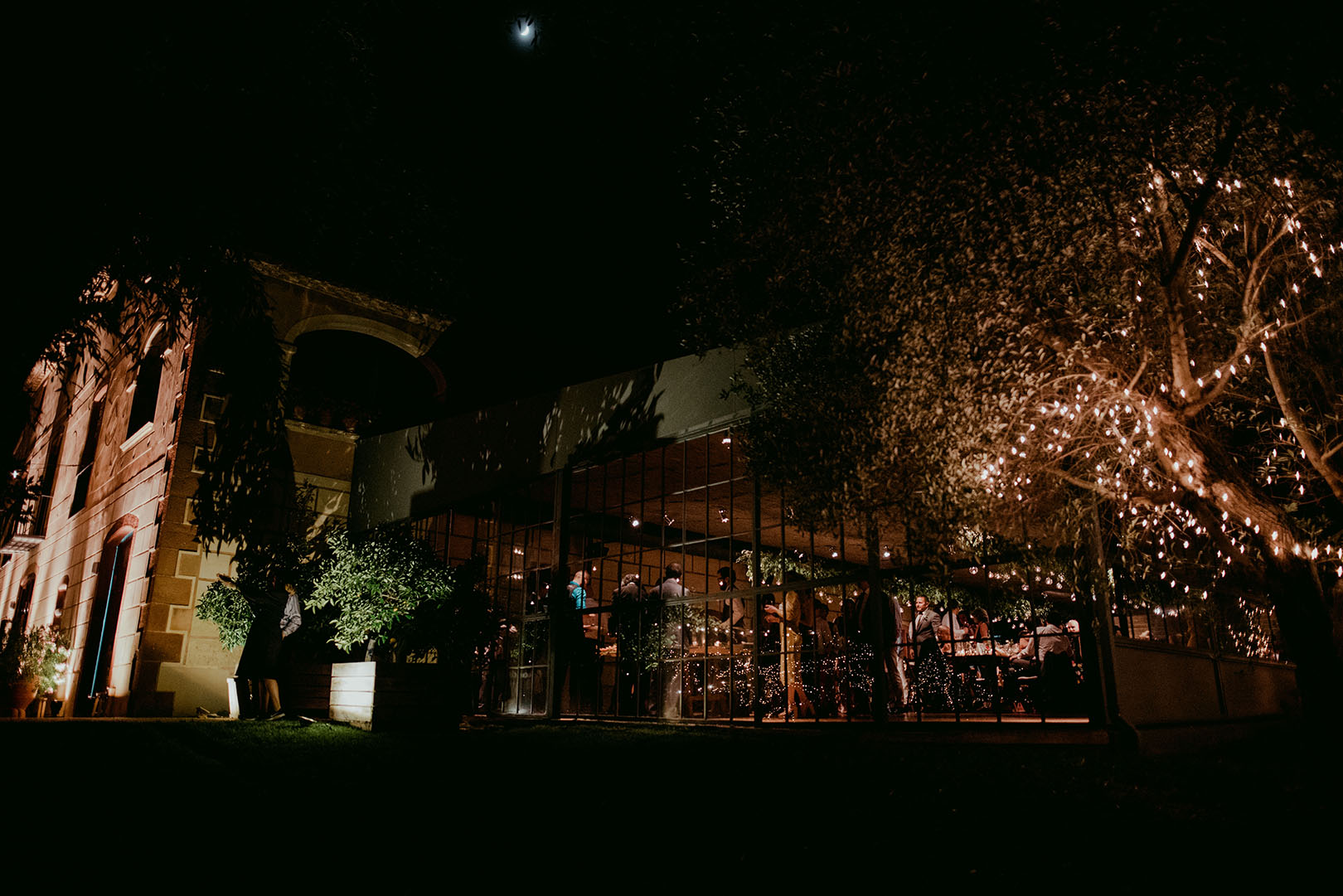 night-time-atmosphere-at-barcelona-wedding-venue-la-centenaria-1779