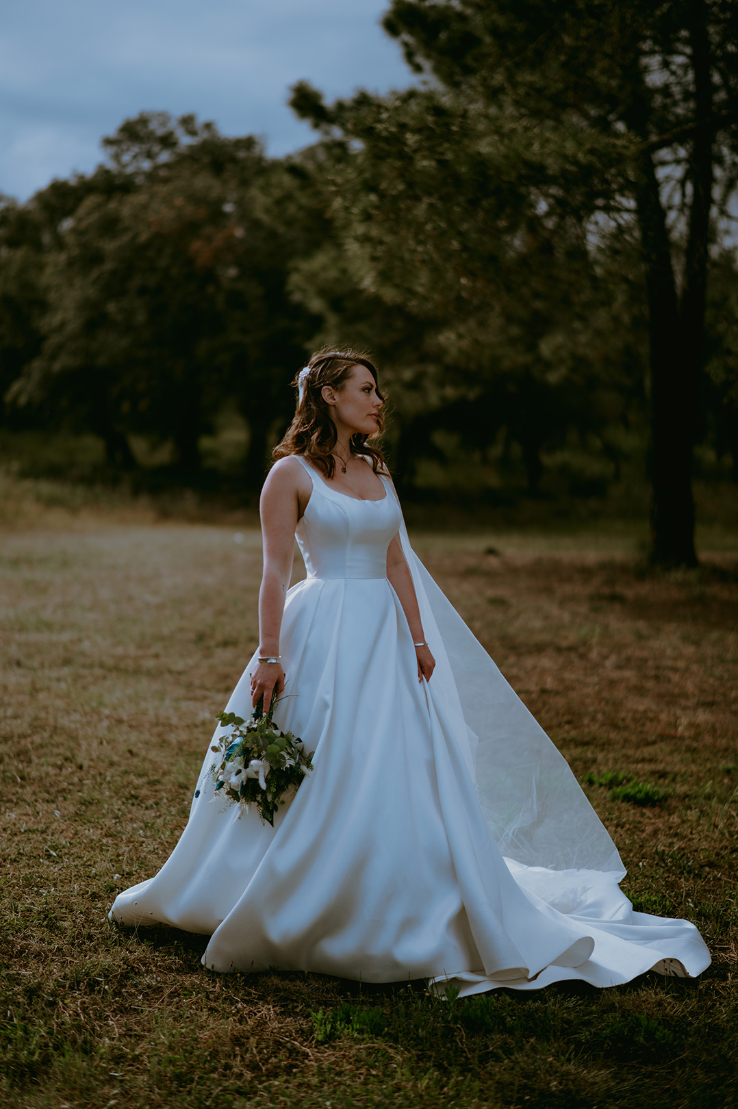 gorgeous-bride-photographed-by-barcelona-wedding-photographer-dallas-and-sabrina