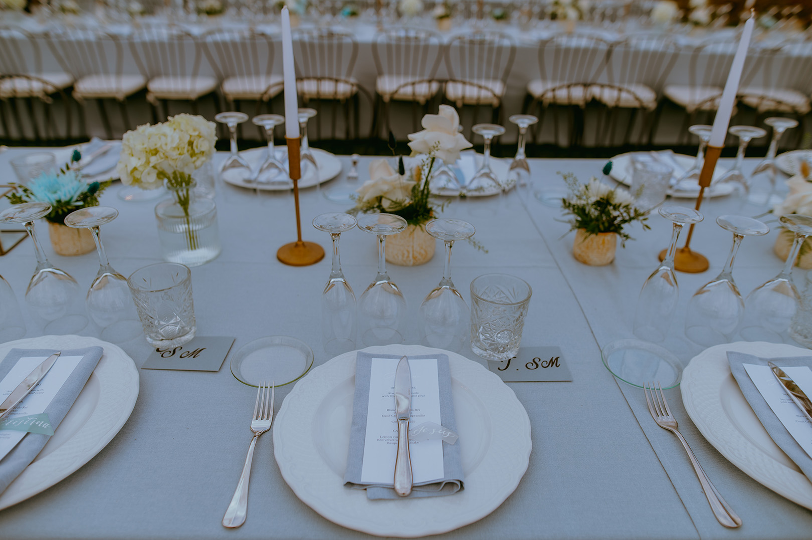 luxurious-mas-torroella-wedding-dinner-details