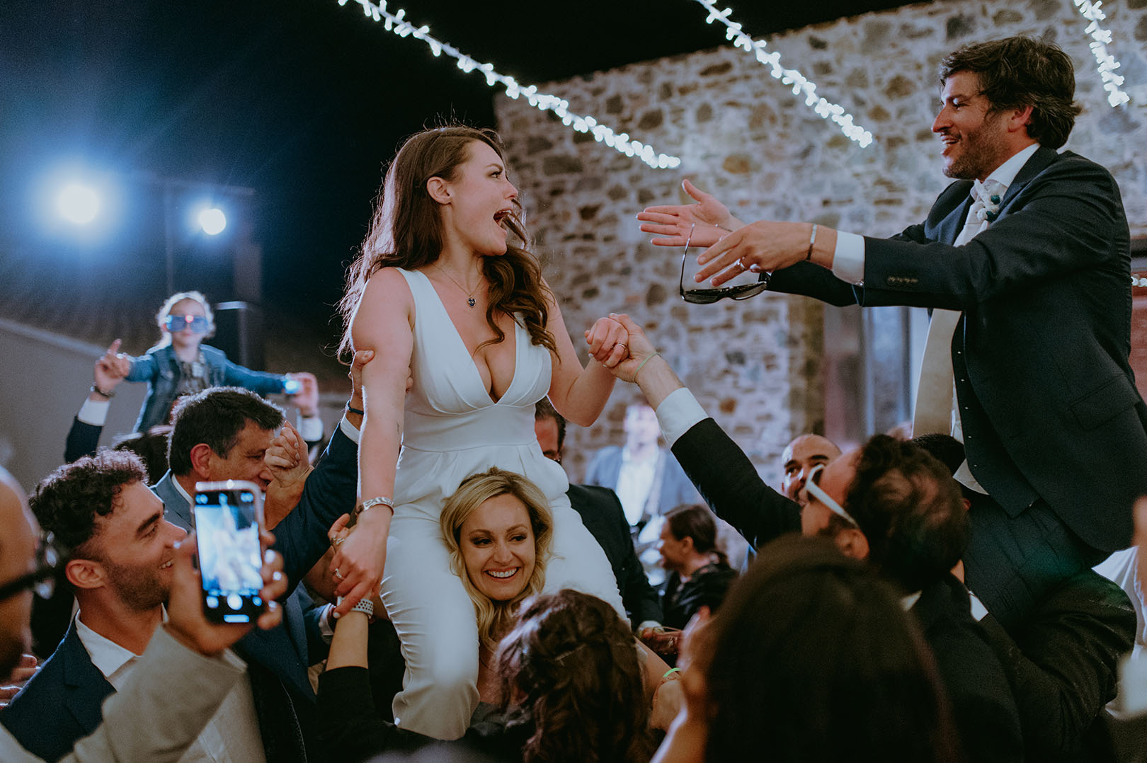 fun-mas-torroella-wedding-celebration
